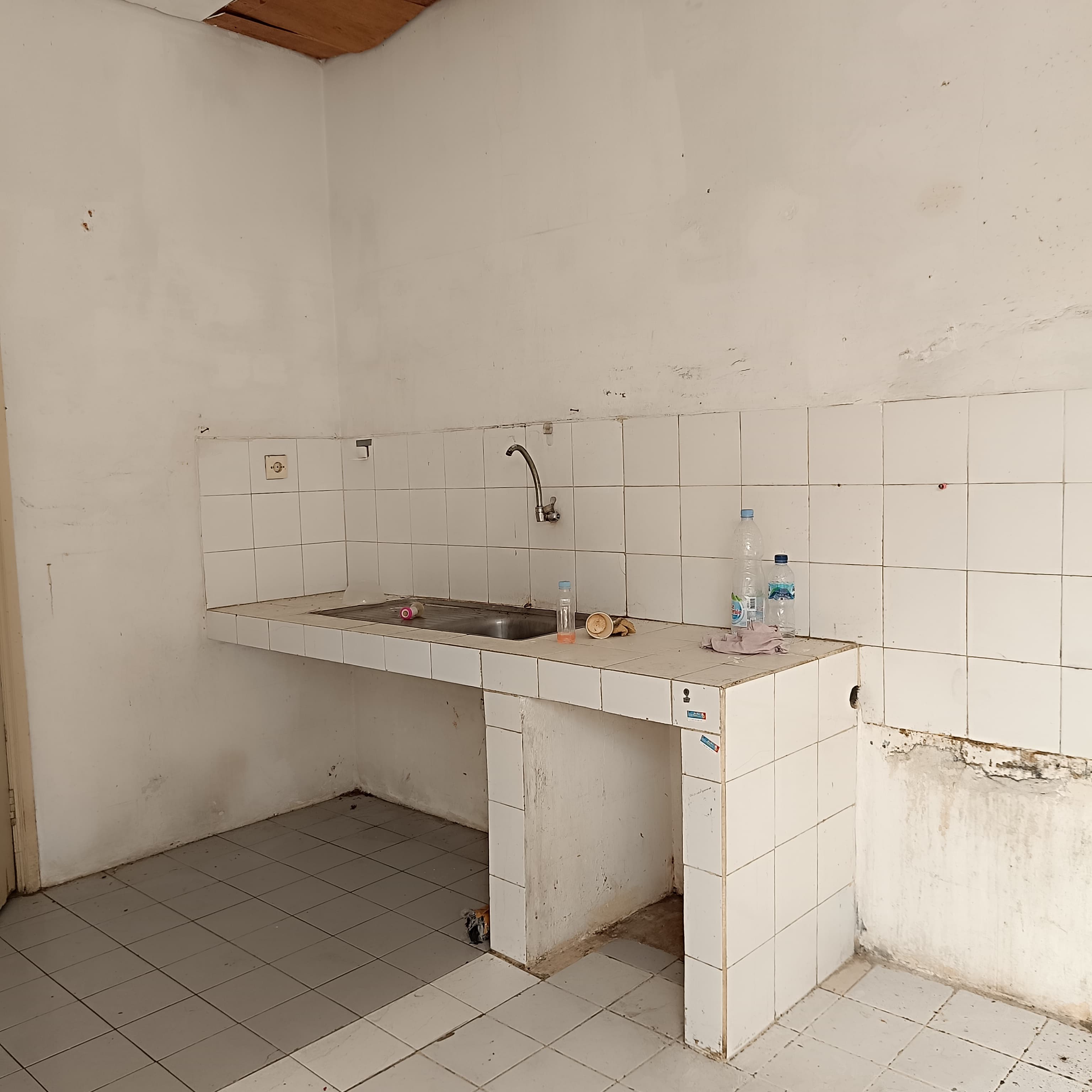 Disewakan Rumah di Taman Lembah Hijau